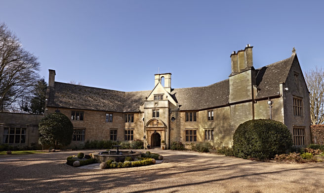 Foxhill Manor at Farncombe Estate Exterior