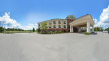 <b>Holiday Inn Express and Suites Fairmont Exterior</b>. Virtual Tours powered by <a href="https://www.leonardoworldwide.com/" title="Leonardo Worldwide" target="_blank">Leonardo</a>.