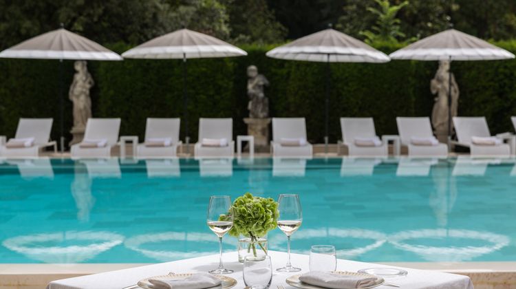 Villa Cora Restaurant