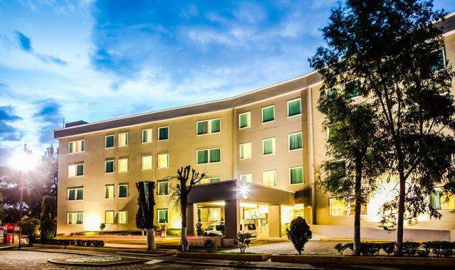 Fiesta Inn Perinorte Exterior