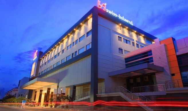 Swiss-Belhotel Harbour Bay Exterior