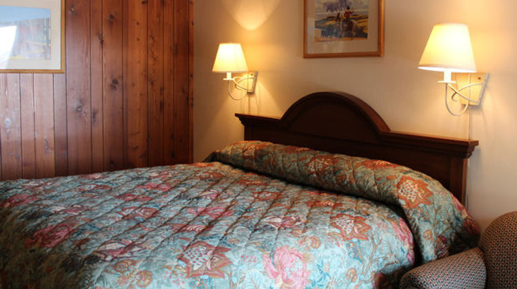 Trail's End Motel Room