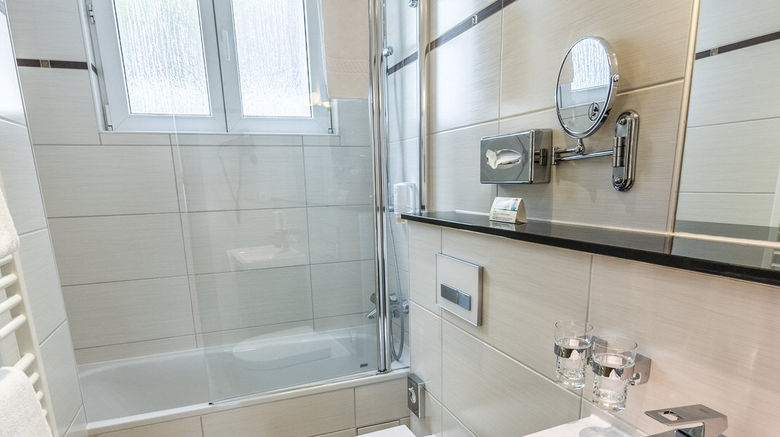<b>Hotel Lousberg Room</b>. Images powered by <a href="https://www.leonardoworldwide.com/" title="Leonardo Worldwide" target="_blank">Leonardo</a>.
