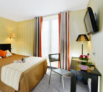 Hotel Carladez Cambronne Room