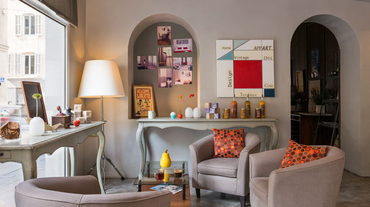 Hotel Edmond Rostand Lobby