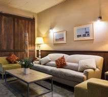 Hotel Edmond Rostand Lobby