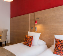 Hotel Edmond Rostand Room