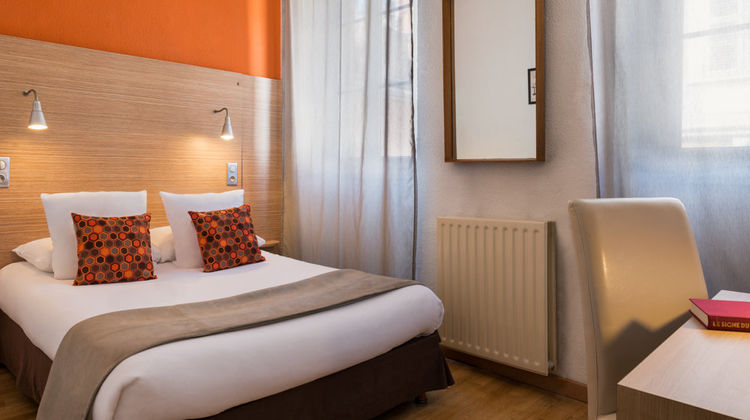 Hotel Edmond Rostand Room