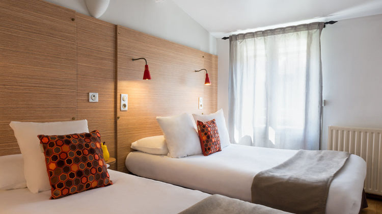 Hotel Edmond Rostand Room