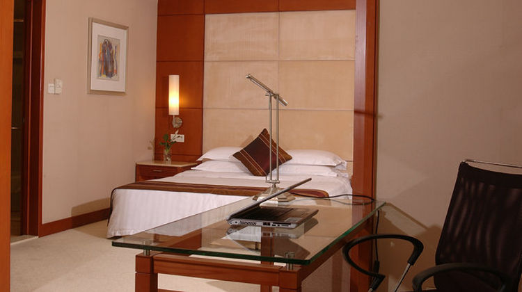 Pearl Garden Hotel Suite