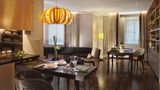 <b>Ascott Raffles Place Singapore Suite</b>. Images powered by <a href="https://www.leonardoworldwide.com/" title="Leonardo Worldwide" target="_blank">Leonardo</a>.