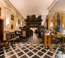 Schlosshotel Hugenpoet Lobby