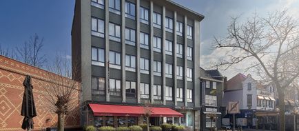 City Hotel La Reine Exterior