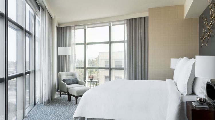 Four Seasons Hotel Silicon Valley Suite