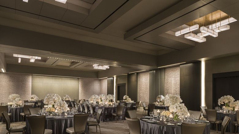 <b>Four Seasons Hotel Silicon Valley Ballroom</b>. Images powered by <a href="https://www.leonardoworldwide.com/" title="Leonardo Worldwide" target="_blank">Leonardo</a>.