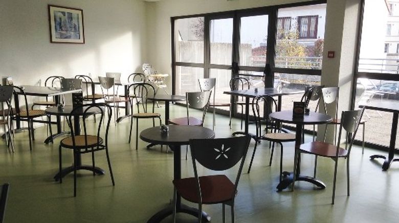 <b>P'tit Dej-HOTEL Clermont Centre Restaurant</b>. Images powered by <a href="https://www.leonardoworldwide.com/" title="Leonardo Worldwide" target="_blank">Leonardo</a>.