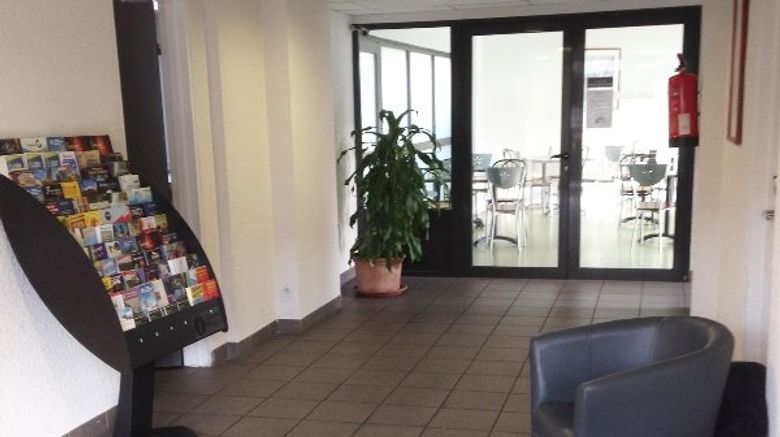 <b>P'tit Dej-HOTEL Clermont Centre Lobby</b>. Images powered by <a href="https://www.leonardoworldwide.com/" title="Leonardo Worldwide" target="_blank">Leonardo</a>.