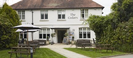 The Cedars Inn Exterior