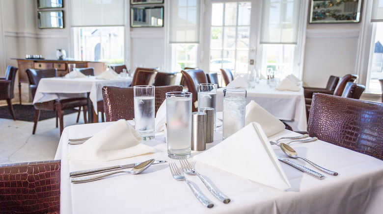 <b>Park Plaza Hotel Seguin and Chop House Restaurant</b>. Images powered by <a href="https://www.leonardoworldwide.com/" title="Leonardo Worldwide" target="_blank">Leonardo</a>.