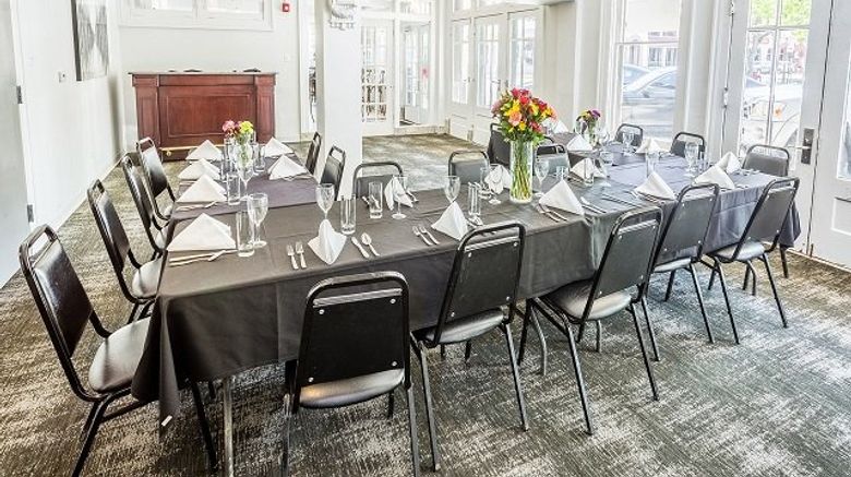 <b>Park Plaza Hotel Seguin and Chop House Meeting</b>. Images powered by <a href="https://www.leonardoworldwide.com/" title="Leonardo Worldwide" target="_blank">Leonardo</a>.