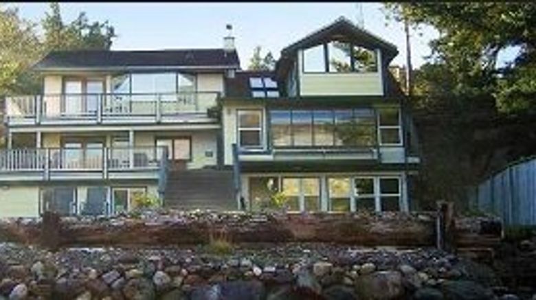 <b>Beachside Villa Luxury Inn Exterior</b>. Images powered by <a href="https://www.leonardoworldwide.com/" title="Leonardo Worldwide" target="_blank">Leonardo</a>.