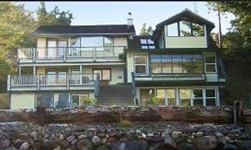 Beachside Villa Luxury Inn