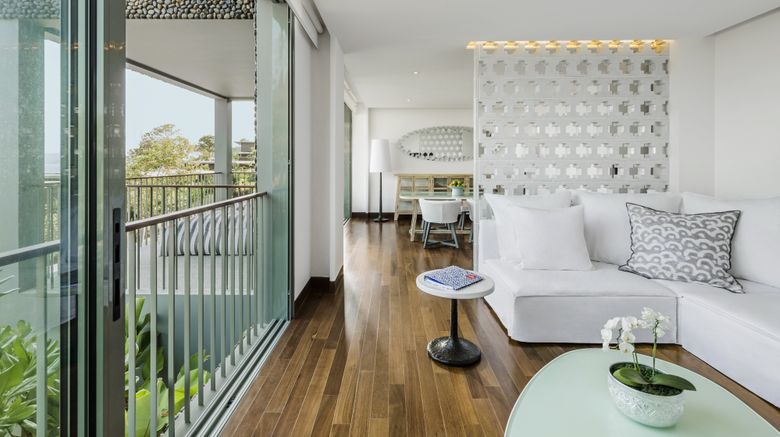 <b>COMO Point Yamu Room</b>. Images powered by <a href="https://www.leonardoworldwide.com/" title="Leonardo Worldwide" target="_blank">Leonardo</a>.