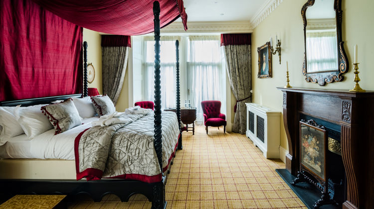 Crossbasket Castle Suite