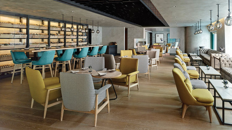 Cordis, Hong Kong Lobby