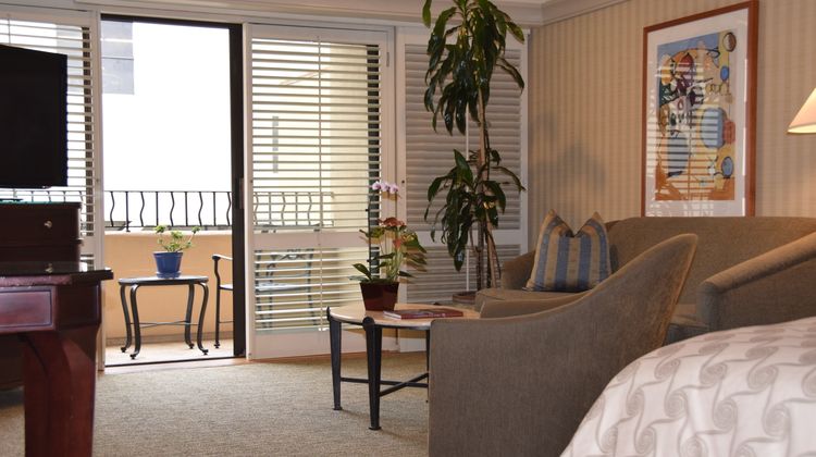 Monterey Bay Inn Room