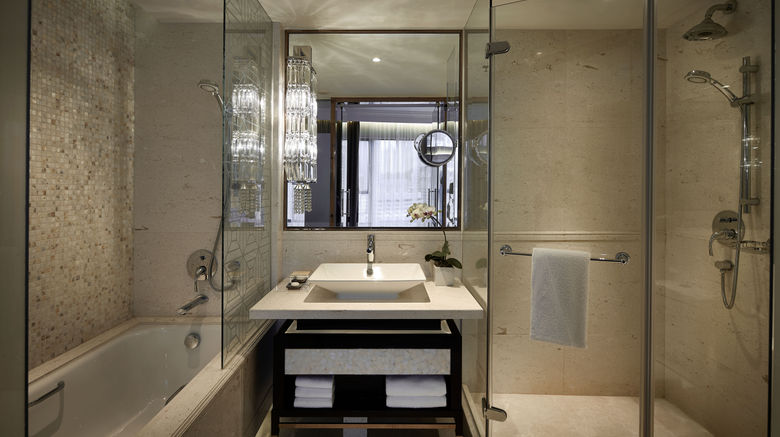<b>Dorsett Wanchai Hong Kong Room</b>. Images powered by <a href="https://www.leonardoworldwide.com/" title="Leonardo Worldwide" target="_blank">Leonardo</a>.