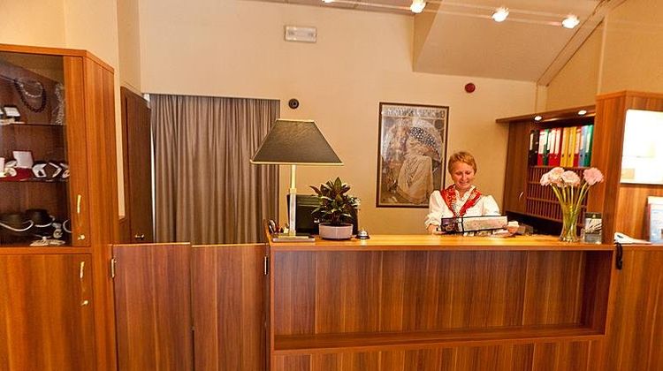 Hotel Central Lobby