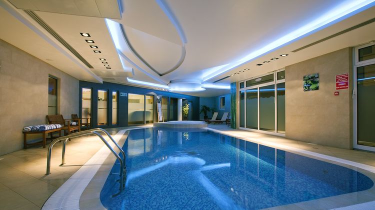 Residhome Prestige Paris Massy Pool