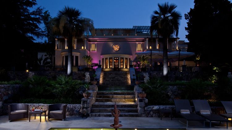 The Ashbee Hotel Exterior