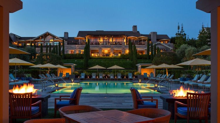 Rosewood Sand Hill Hotel Exterior