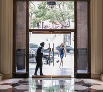 Beverly Wilshire, A Four Seasons Hotel Lobby