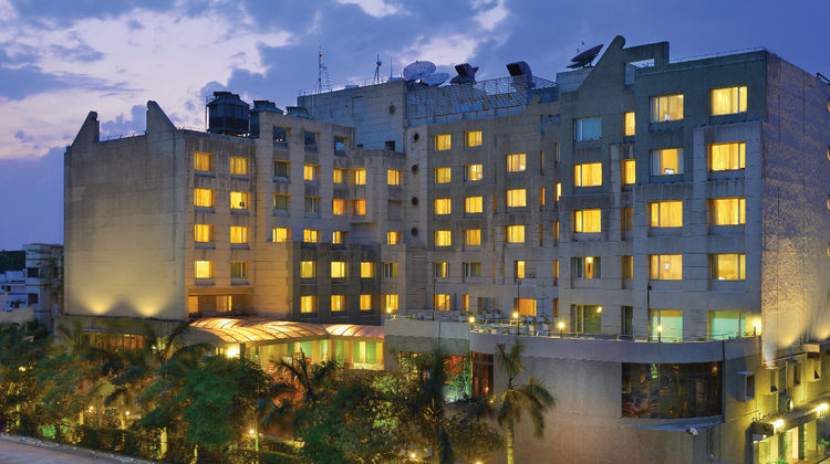 Vivanta Vadodara Exterior