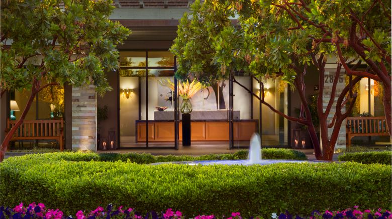 <b>Rosewood Sand Hill Hotel Exterior</b>. Images powered by <a href="https://www.leonardoworldwide.com/" title="Leonardo Worldwide" target="_blank">Leonardo</a>.