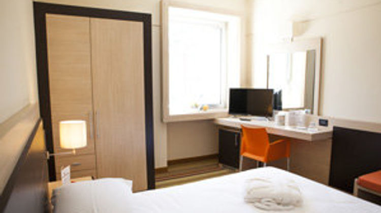 BV President Hotel Room