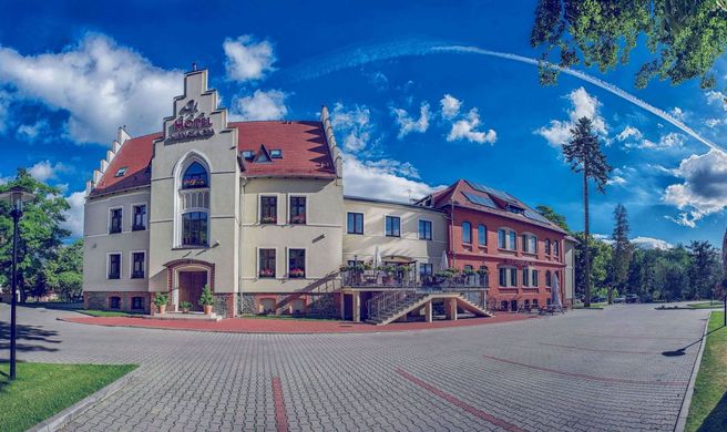 Hotel Niemcza Spa Exterior