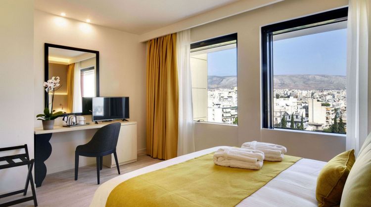 Athens Avenue Hotel Room