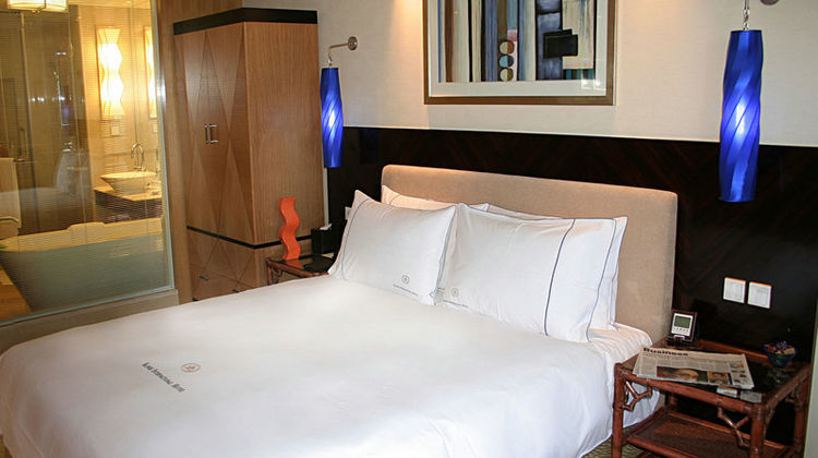 Kande International Hotel Room
