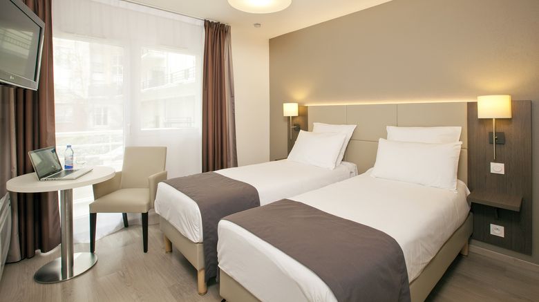 <b>Sejours & Affaires Grande Arche Room</b>. Images powered by <a href="https://www.leonardoworldwide.com/" title="Leonardo Worldwide" target="_blank">Leonardo</a>.