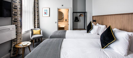 Victoria Inn Room