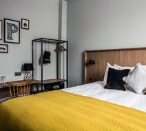 Victoria Inn Room