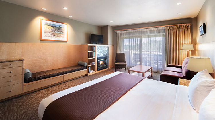 Friday Harbor House Room