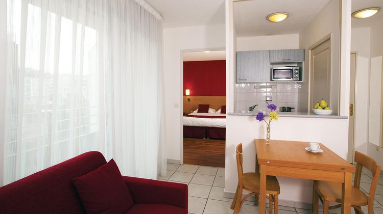 Sejours & Affaires Park Lane Room