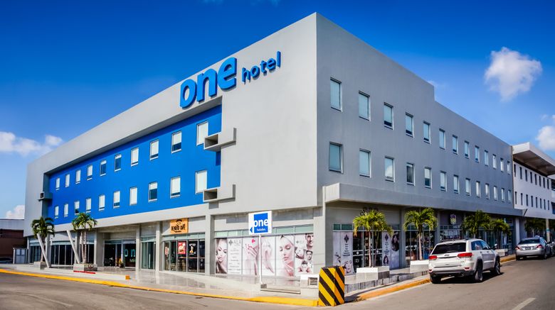 One Playa del Carmen Exterior. Images powered by <a href="https://www.leonardoworldwide.com" target="_blank" rel="noopener">Leonardo</a>.