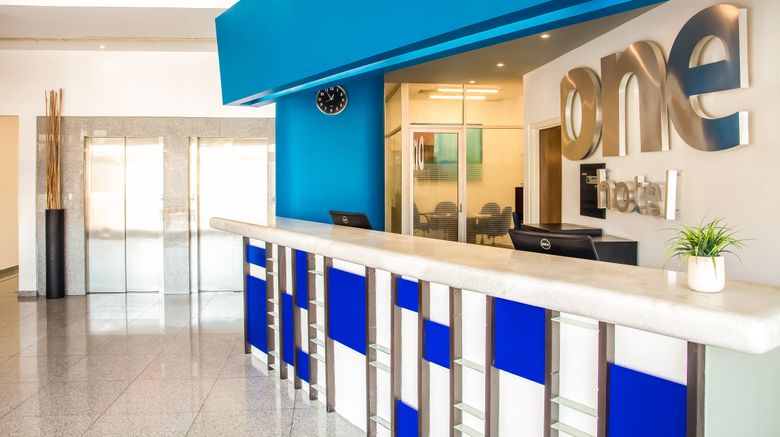 <b>One Playa del Carmen Lobby</b>. Images powered by <a href="https://www.leonardoworldwide.com/" title="Leonardo Worldwide" target="_blank">Leonardo</a>.