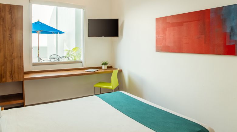 <b>One Playa del Carmen Room</b>. Images powered by <a href="https://www.leonardoworldwide.com/" title="Leonardo Worldwide" target="_blank">Leonardo</a>.